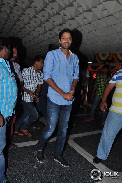 Bandipotu-Movie-Hungama-at-Sandhya-Theatre